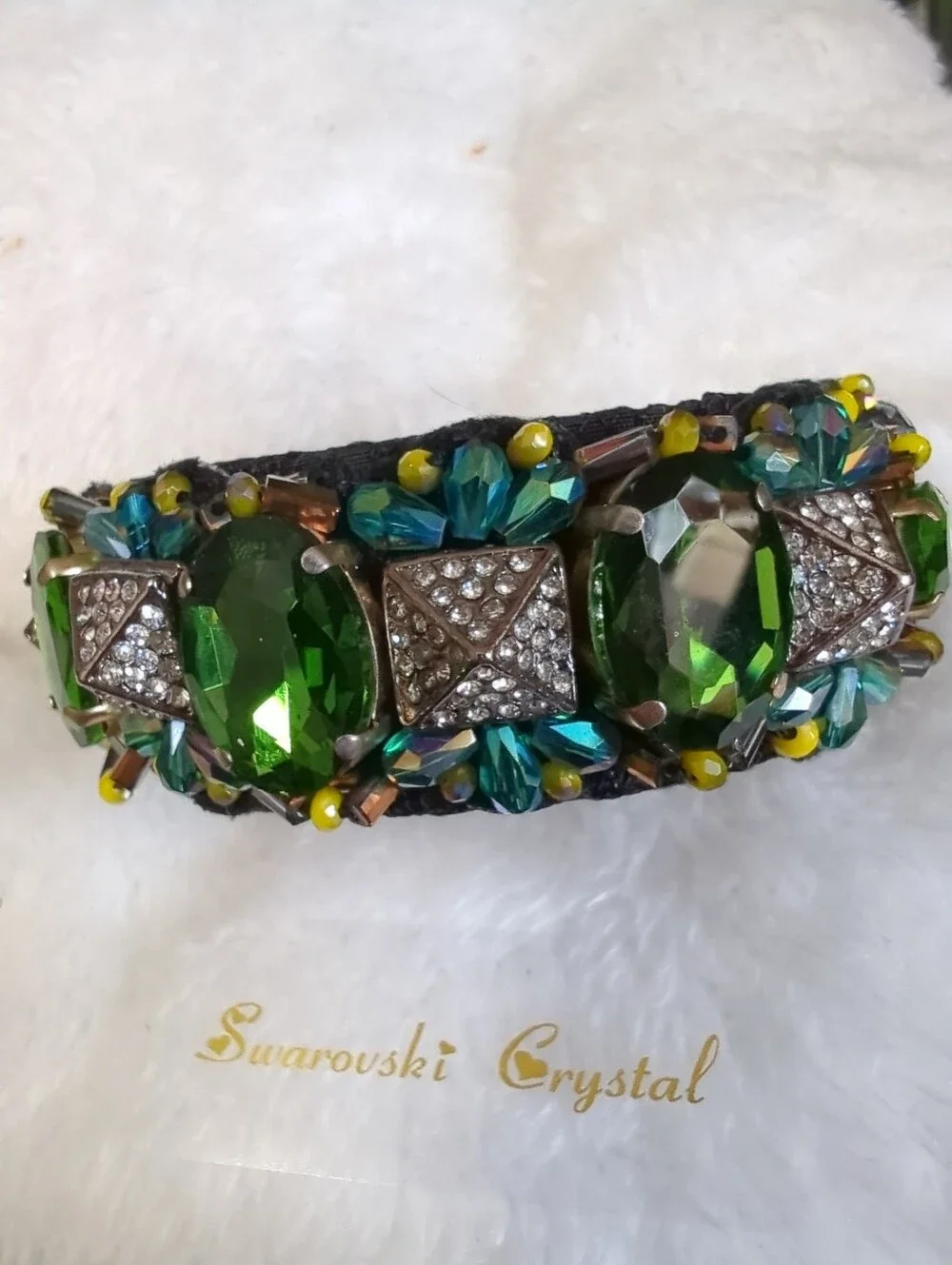 Swarovski Crystals Bracelet Jewels Galore Metal Covered Cuff Beautiful Gold Cake